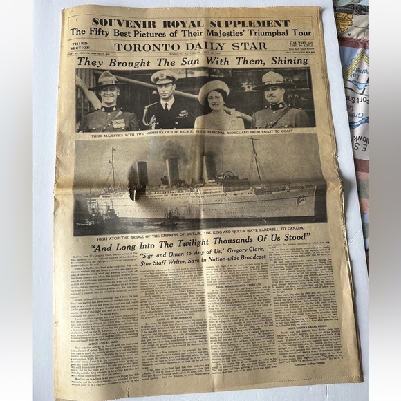 1939 Toronto Daily Star - (June17)
- Their Majesties
Triumphal Tour Newspaper - Picture 8 of 8